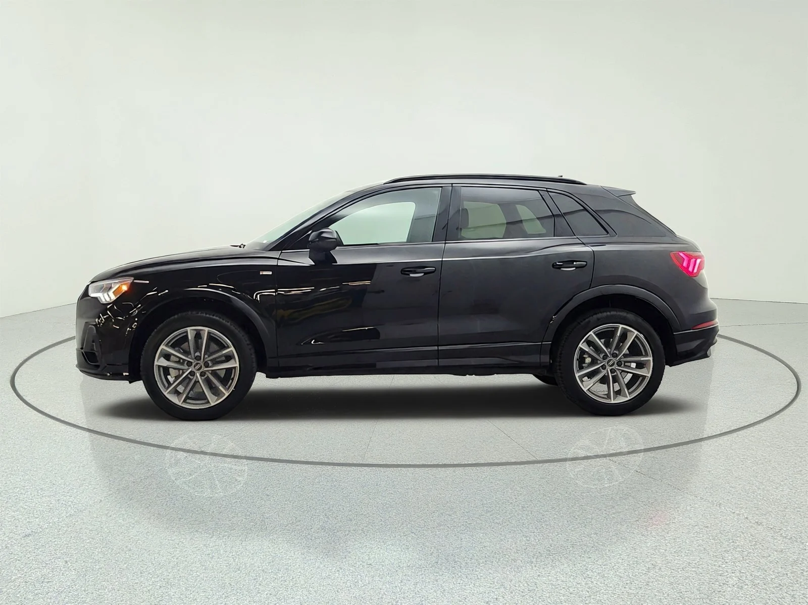 Used 2025 Mythos Black Metallic Audi S line Premium image 8