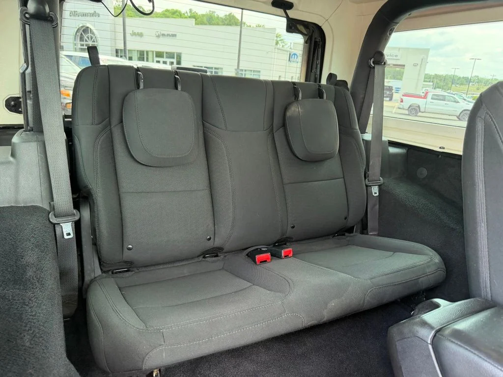 Used 2020 Black Jeep Sport image 33