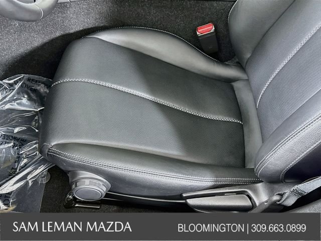 Used 2025 Gray Mazda Grand Touring image 18