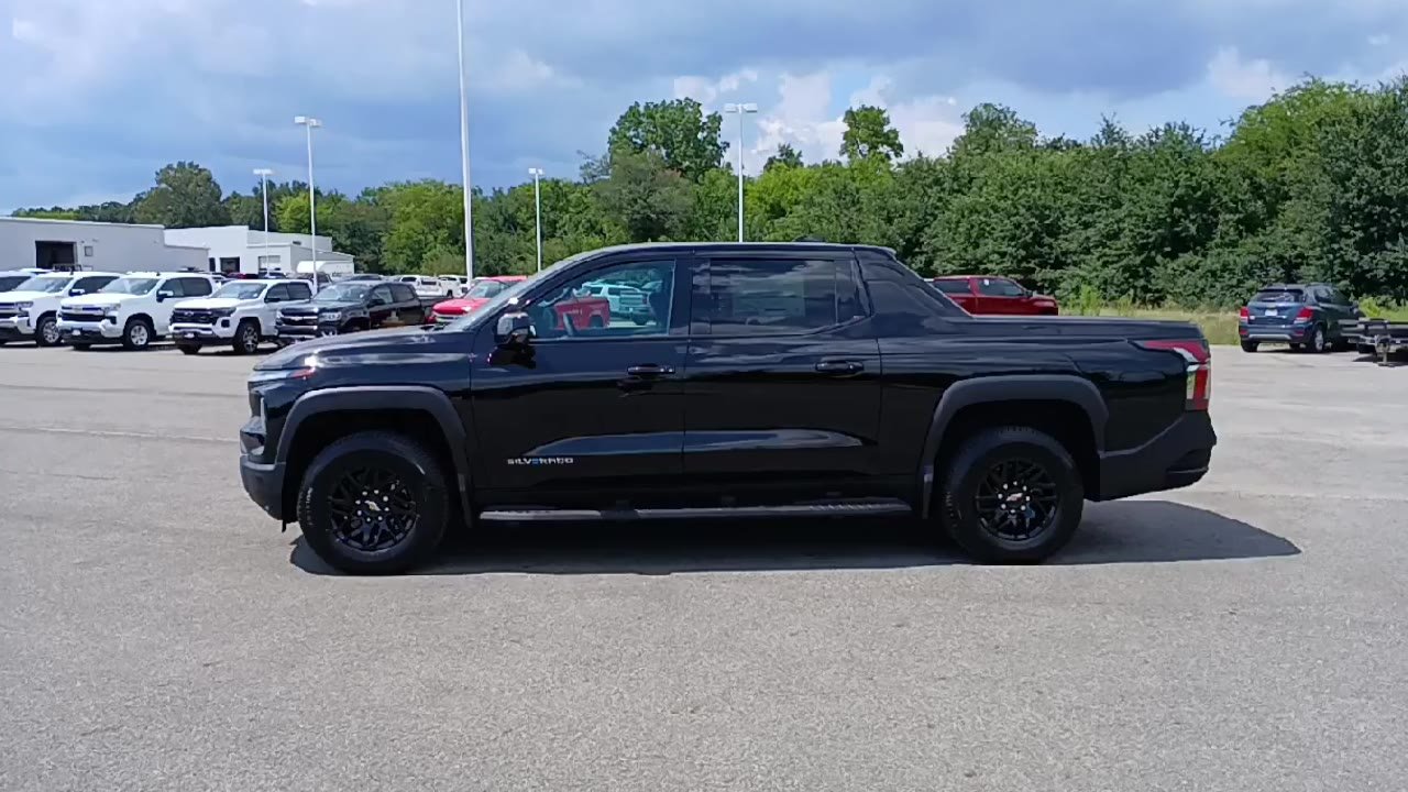 2026 Chevrolet Silverado EV LT - Photo 41