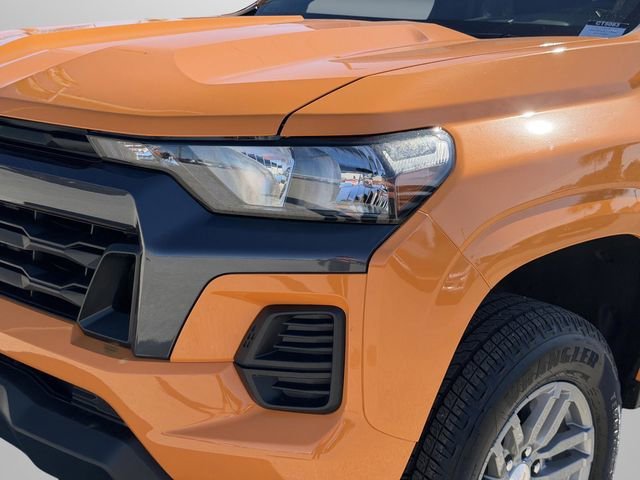 2025 Chevrolet Colorado LT - Photo 14