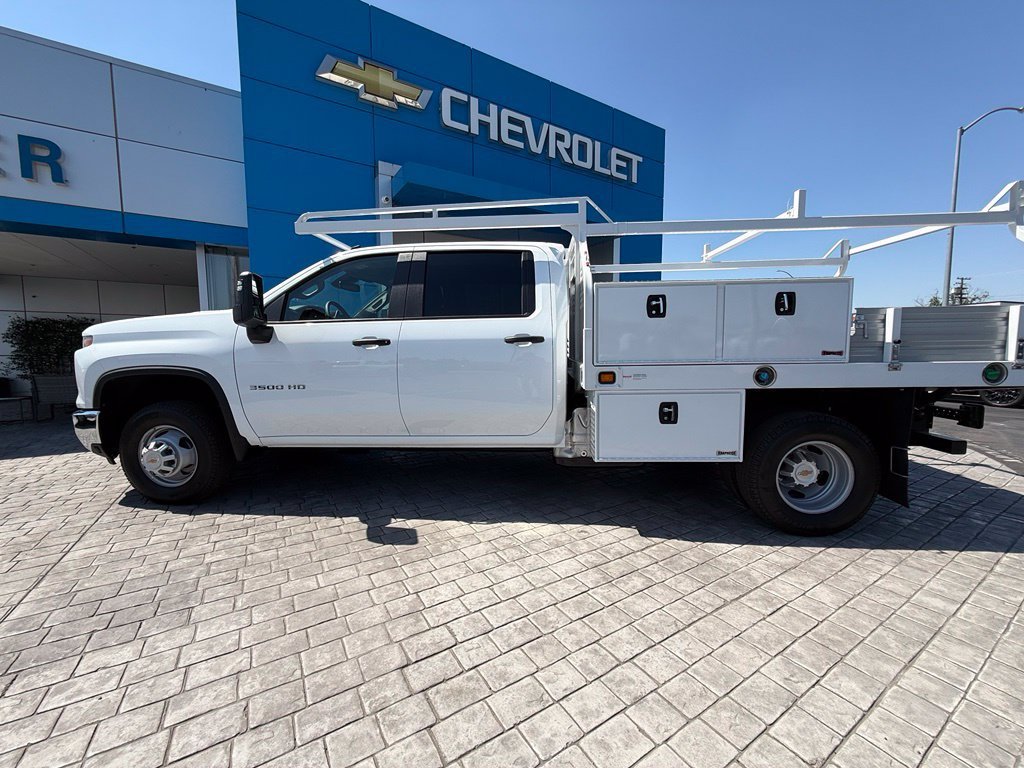 2026 Chevrolet Silverado 3500 HD Chassis Cab Work Truck view 17