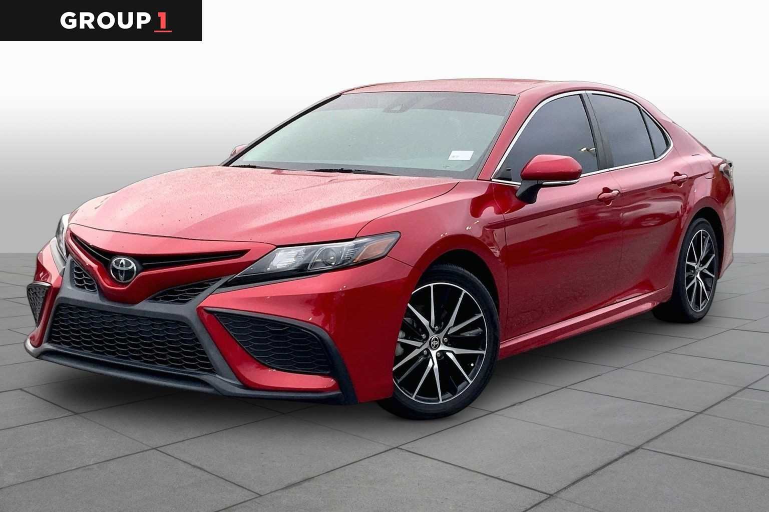 2022 Toyota Camry SE