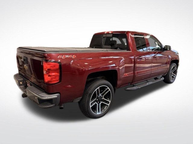 Used 2016 SIREN RED TINTCOAT Chevrolet LT image 24