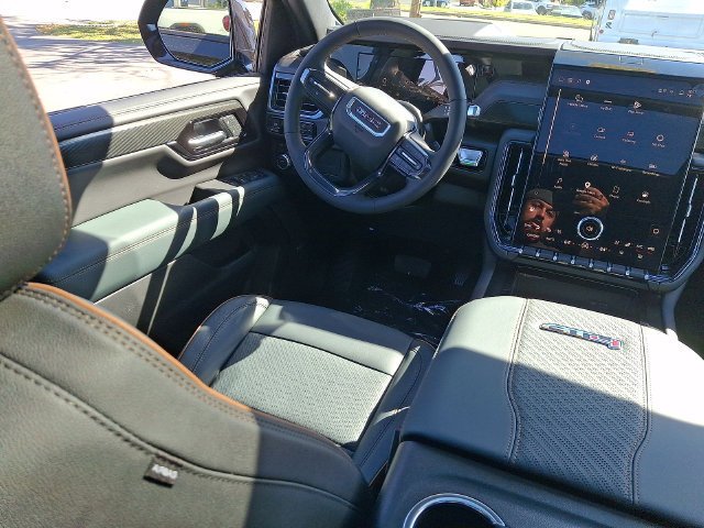 2026 GMC Yukon XL AT4 - Photo 15
