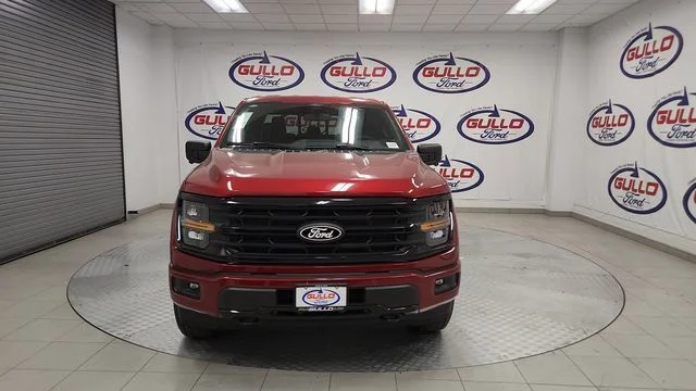 New 2026 Ruby Red Metallic Tinted Clearcoat Ford XLT image 4