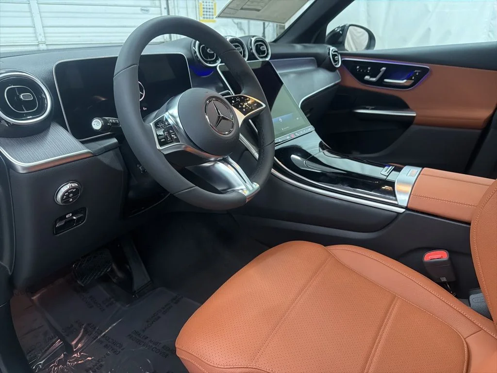 Used 2026 Black Mercedes-Benz GLC 300 image 12