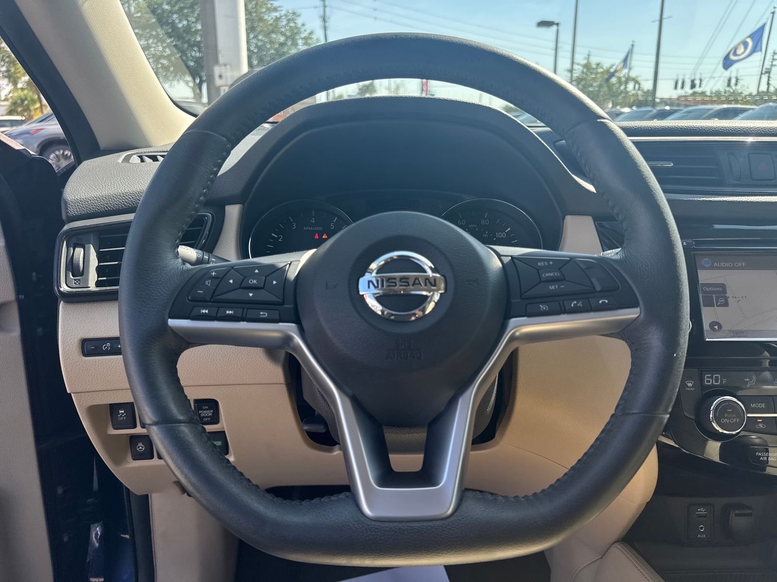 Used 2017 Blue Nissan SL image 26