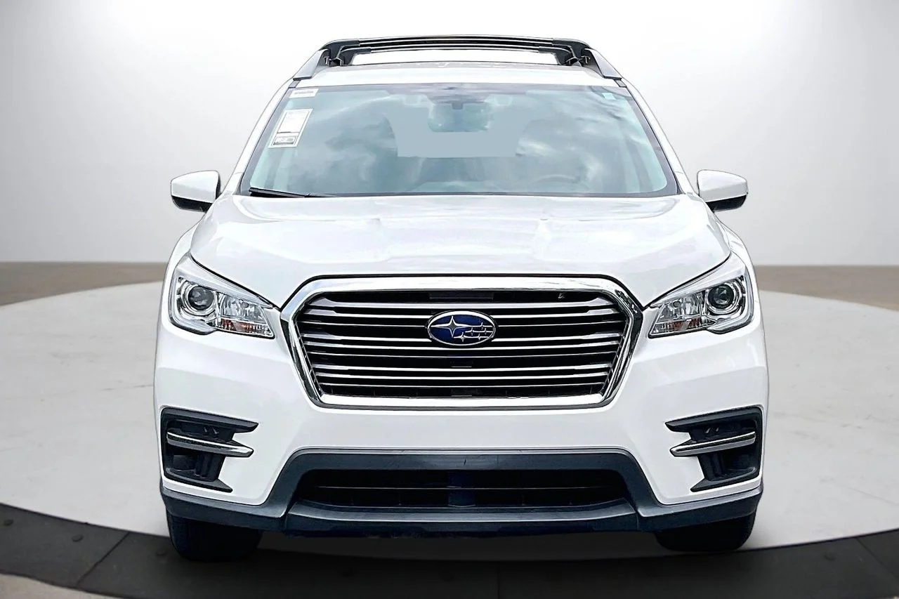 Certified Used 2020 White Subaru Premium image 3