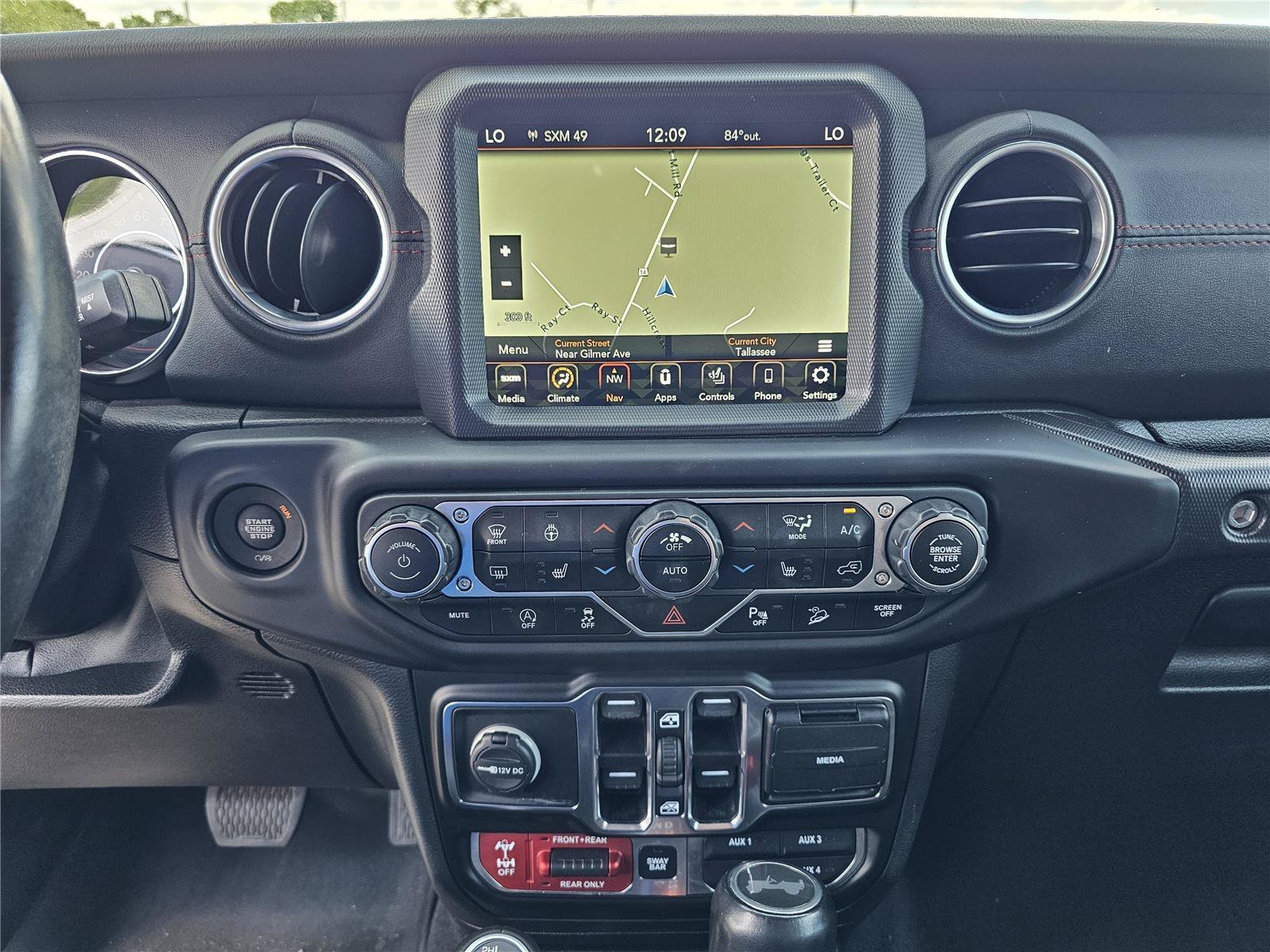Certified Used 2020 Black Clearcoat Jeep Recon image 26