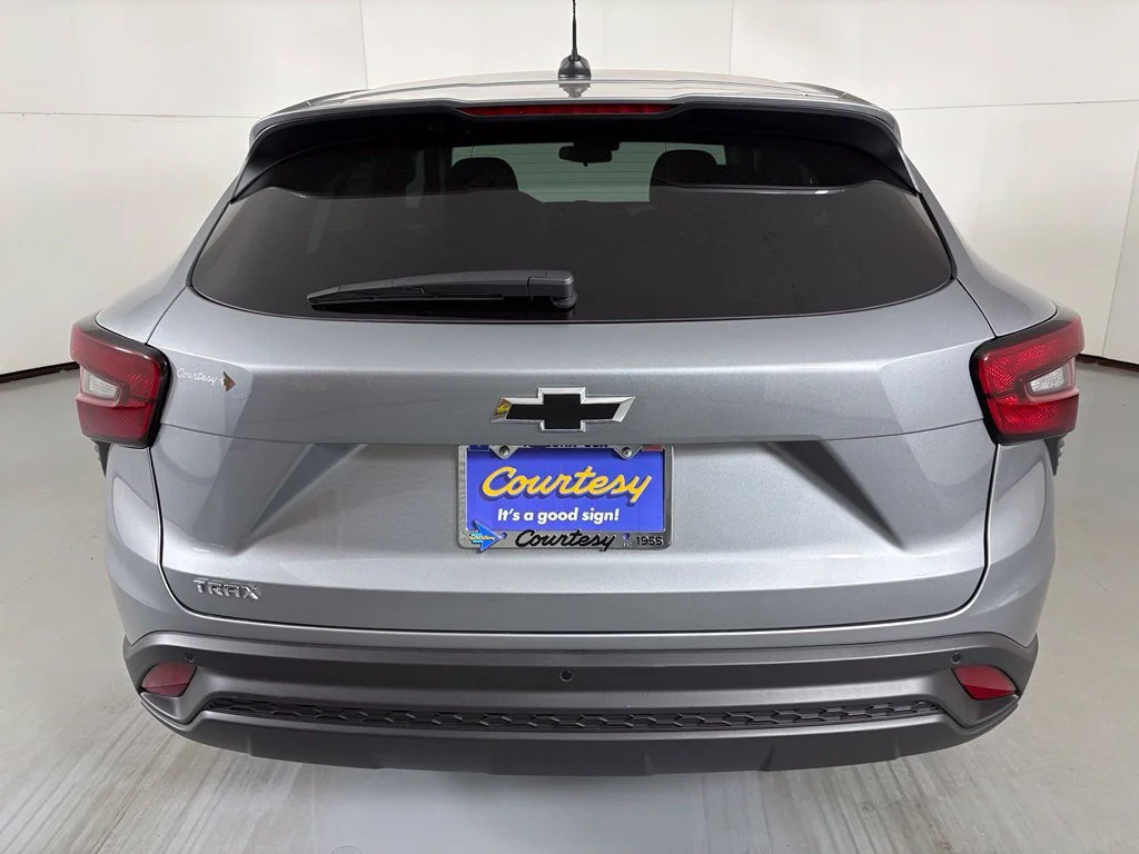 2026 Chevrolet Trax LS - Photo 8