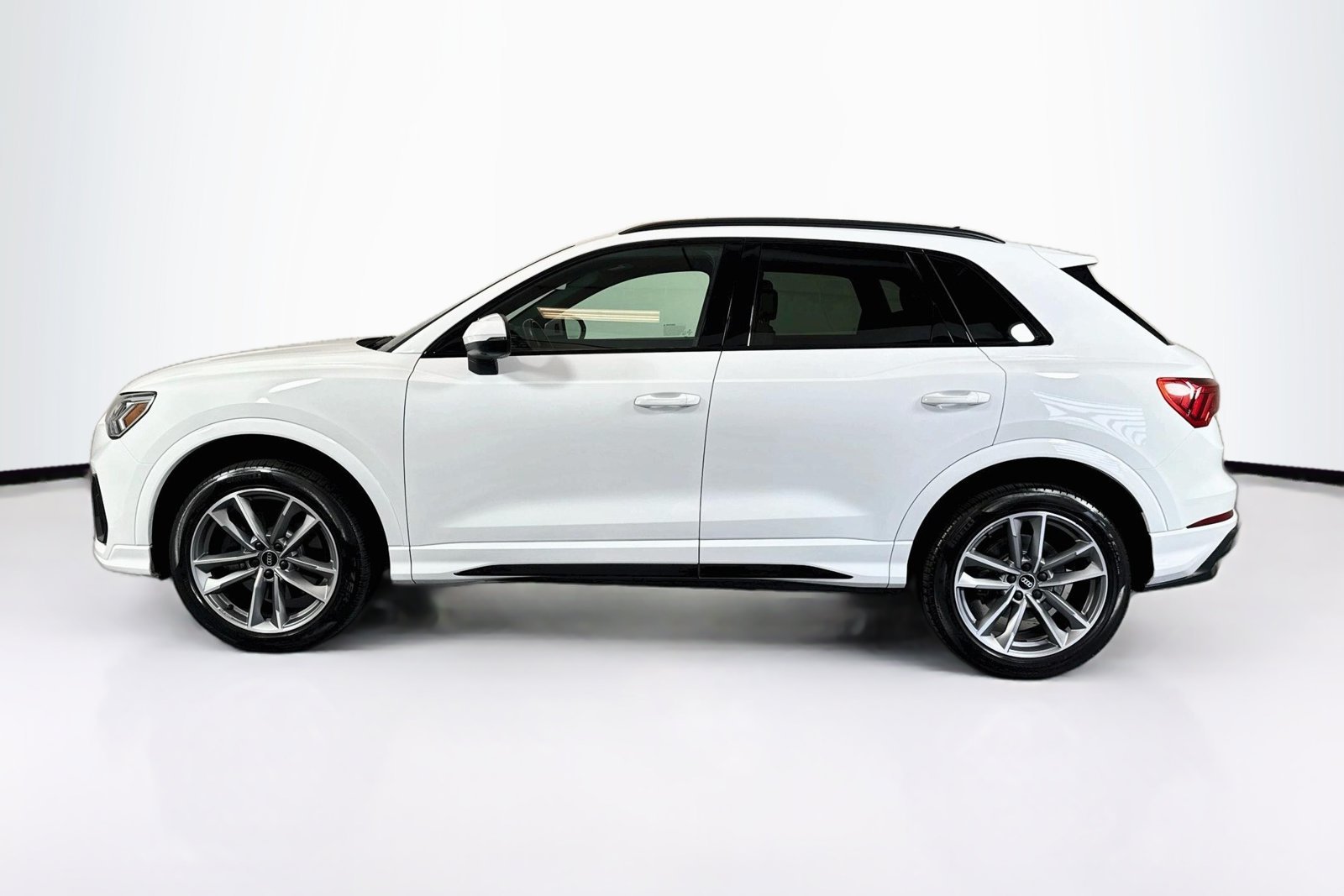 Used 2024 Arkona White Audi S line Premium Plus image 8