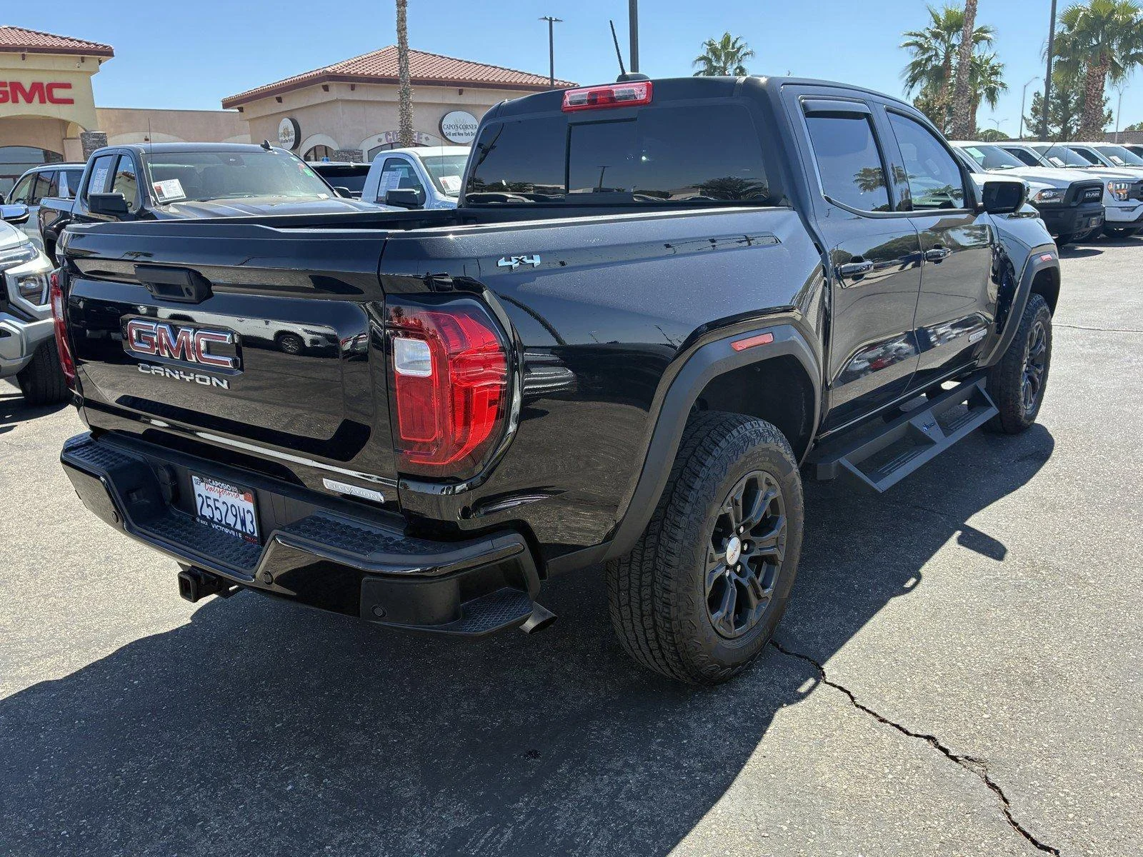 Used 2023 ONYX BLACK GMC 4WD Elevation image 6