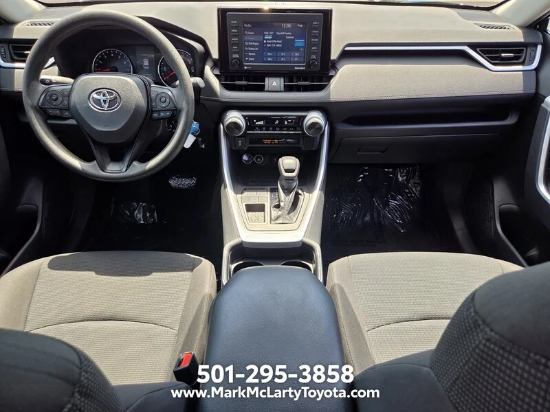 Used 2020 Midnight Black Metallic TOYOTA LE FWD image 14