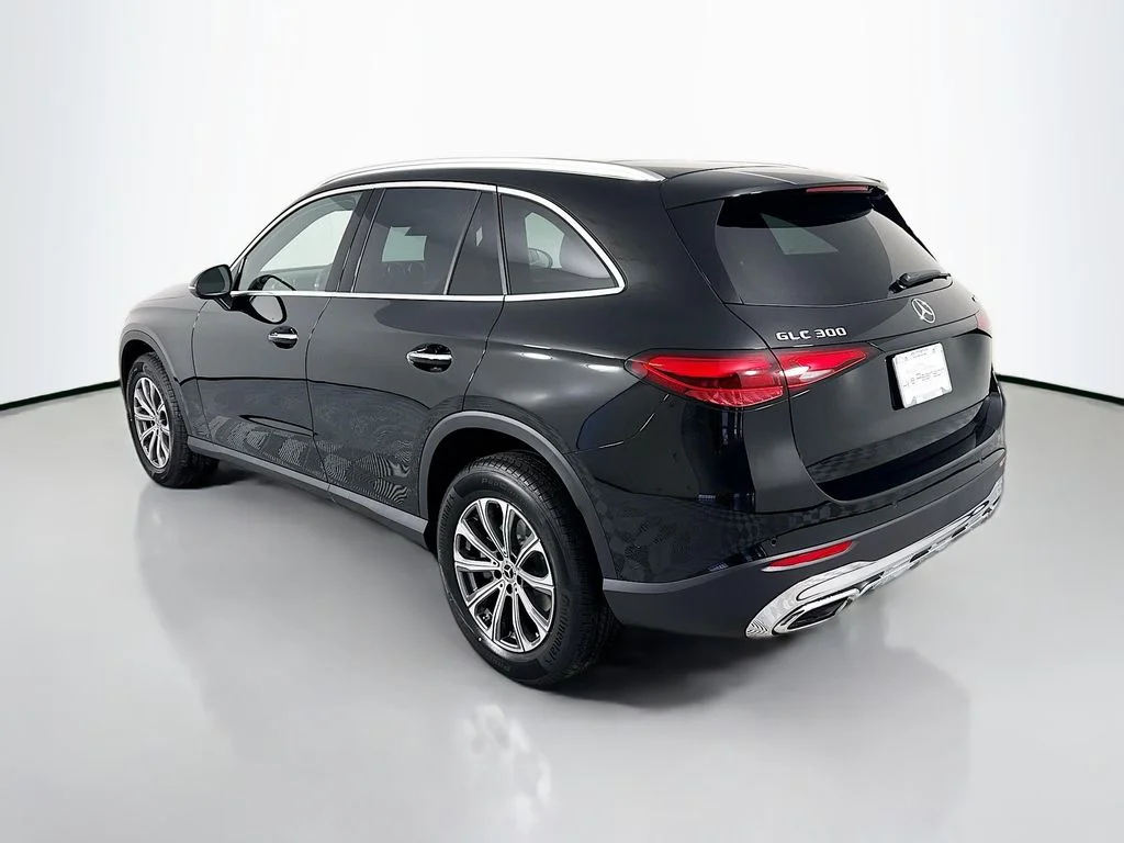 New 2026 Black Mercedes-Benz GLC 300 image 3