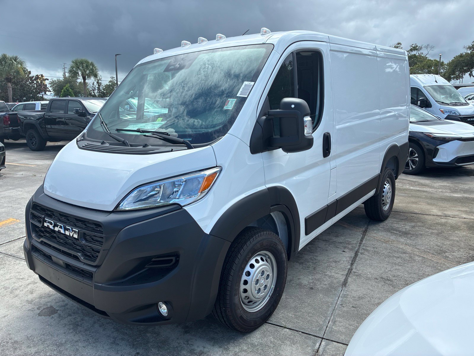 2026 RAM ProMaster Cargo Van Tradesman