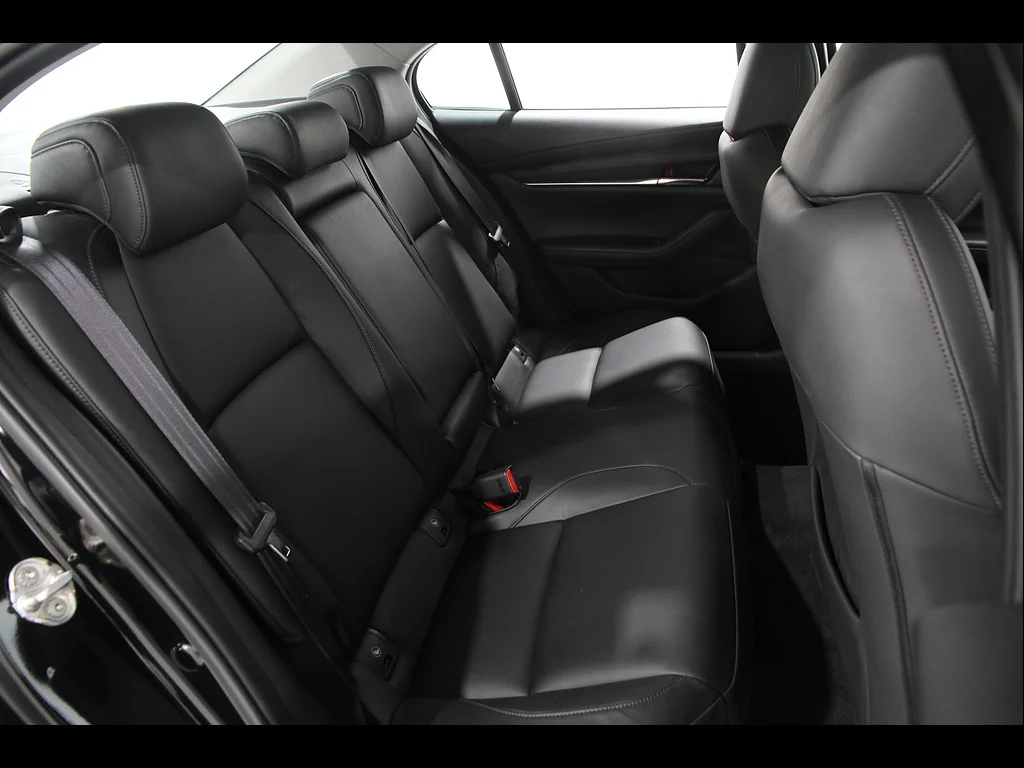 Used 2021 Jet Black Mica Mazda Preferred image 19