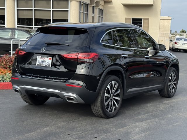 Used 2023 Night Black Mercedes-Benz GLA 250 image 11