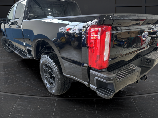 New 2026 Agate Black Metallic Ford XL image 31