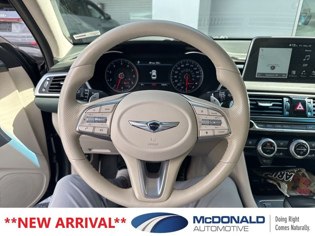 Used 2019 Black Genesis 3.3T Design image 5