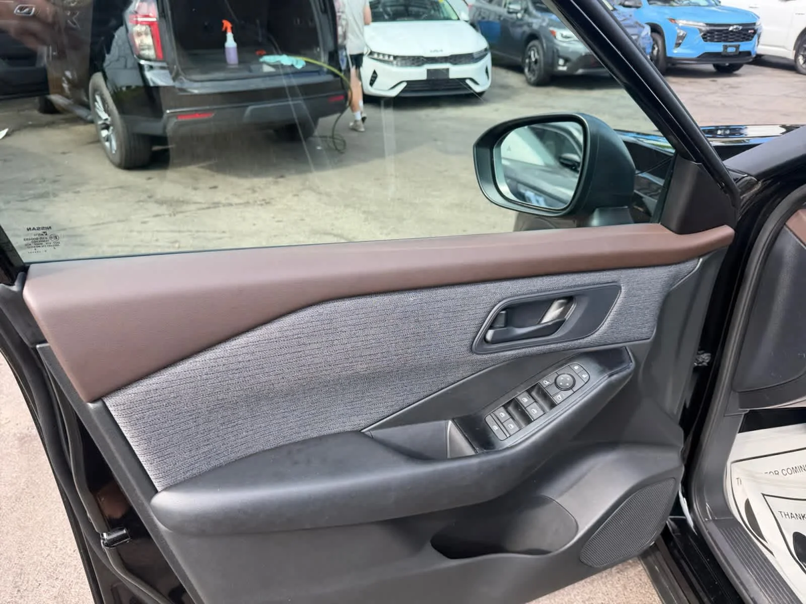 Used 2023 Super Black Nissan S image 13
