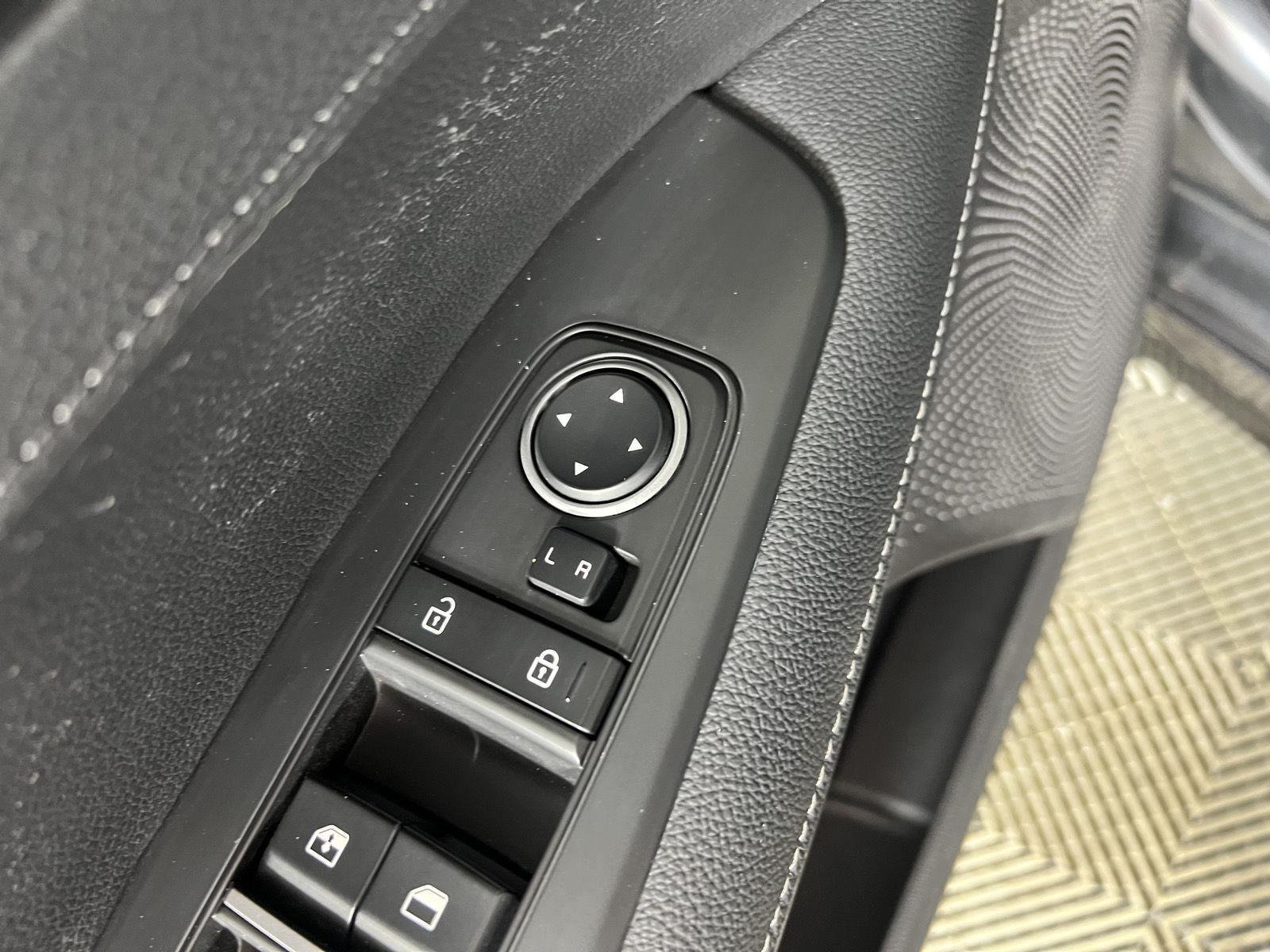 Used 2023 Gravity Gray Kia GT-Line image 12