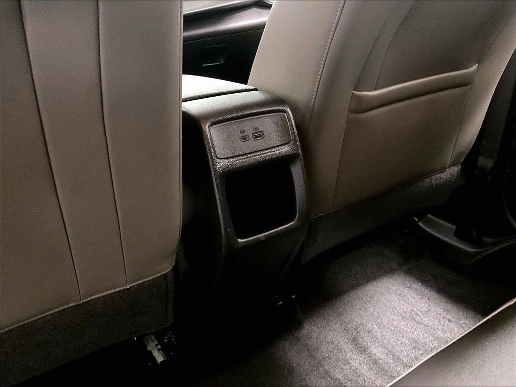 Used 2024 Summit White Chevrolet ACTIV image 28