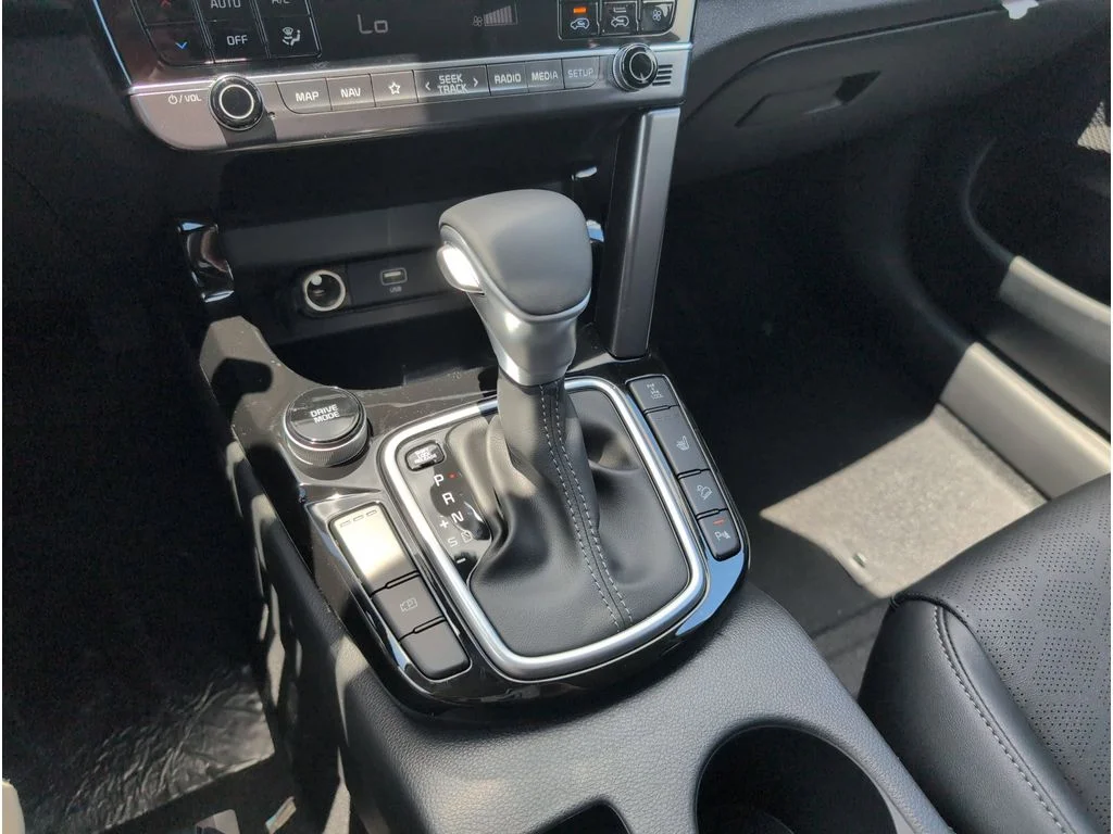 2025 Kia Seltos SX - Photo 19