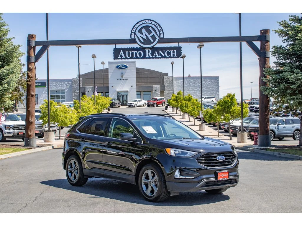 2022 Ford Edge SEL AWD's photo
