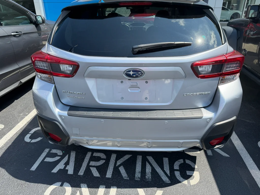 Used 2023 Silver Subaru Limited image 4
