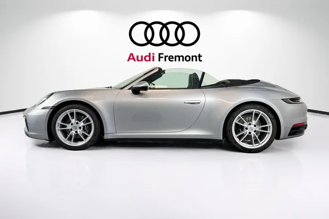 2020 Porsche 911 Carrera
