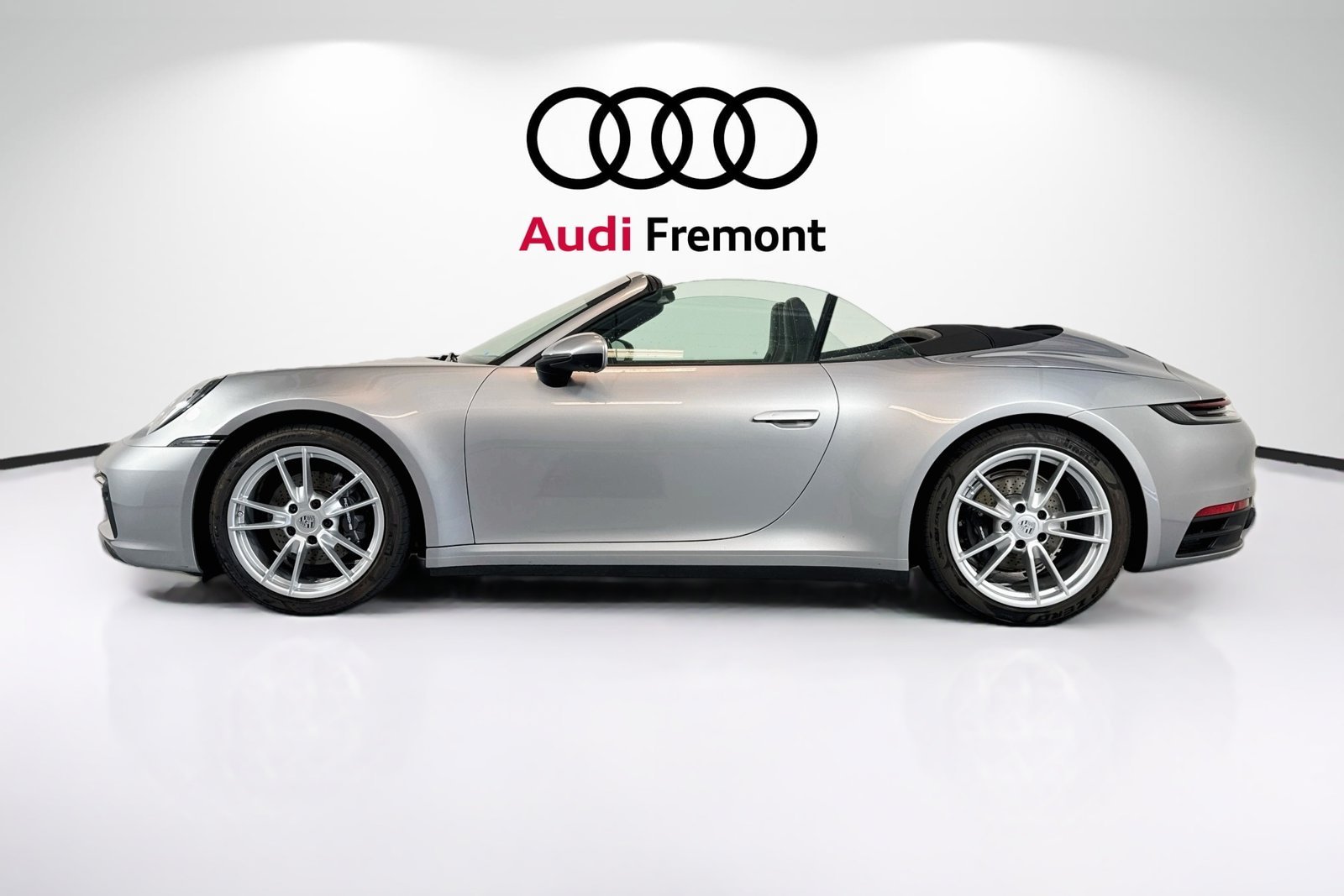 Used 2020 Gt Silver Metallic Porsche Carrera image 1