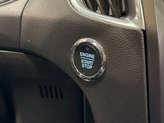 Used 2022 Silver Ford Titanium image 12