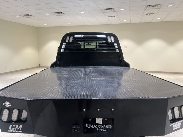 Used 2025 White Ford XL image 20