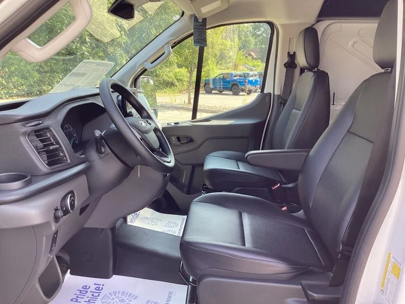 2025 Ford Transit Van Base - Photo 21
