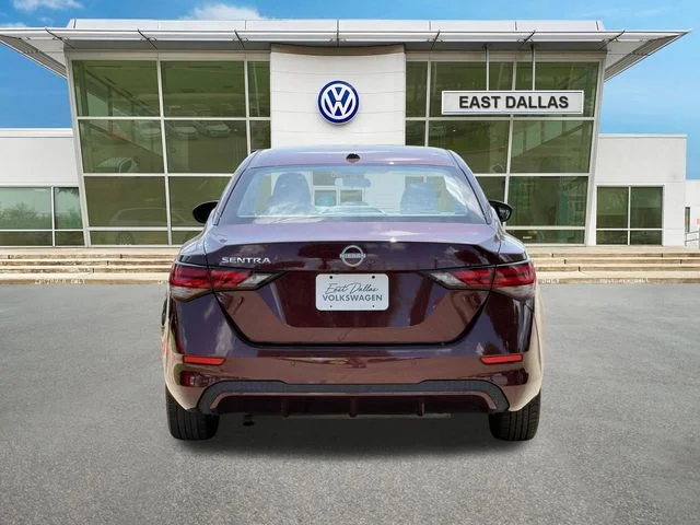 Used 2025 Red Nissan SV image 4