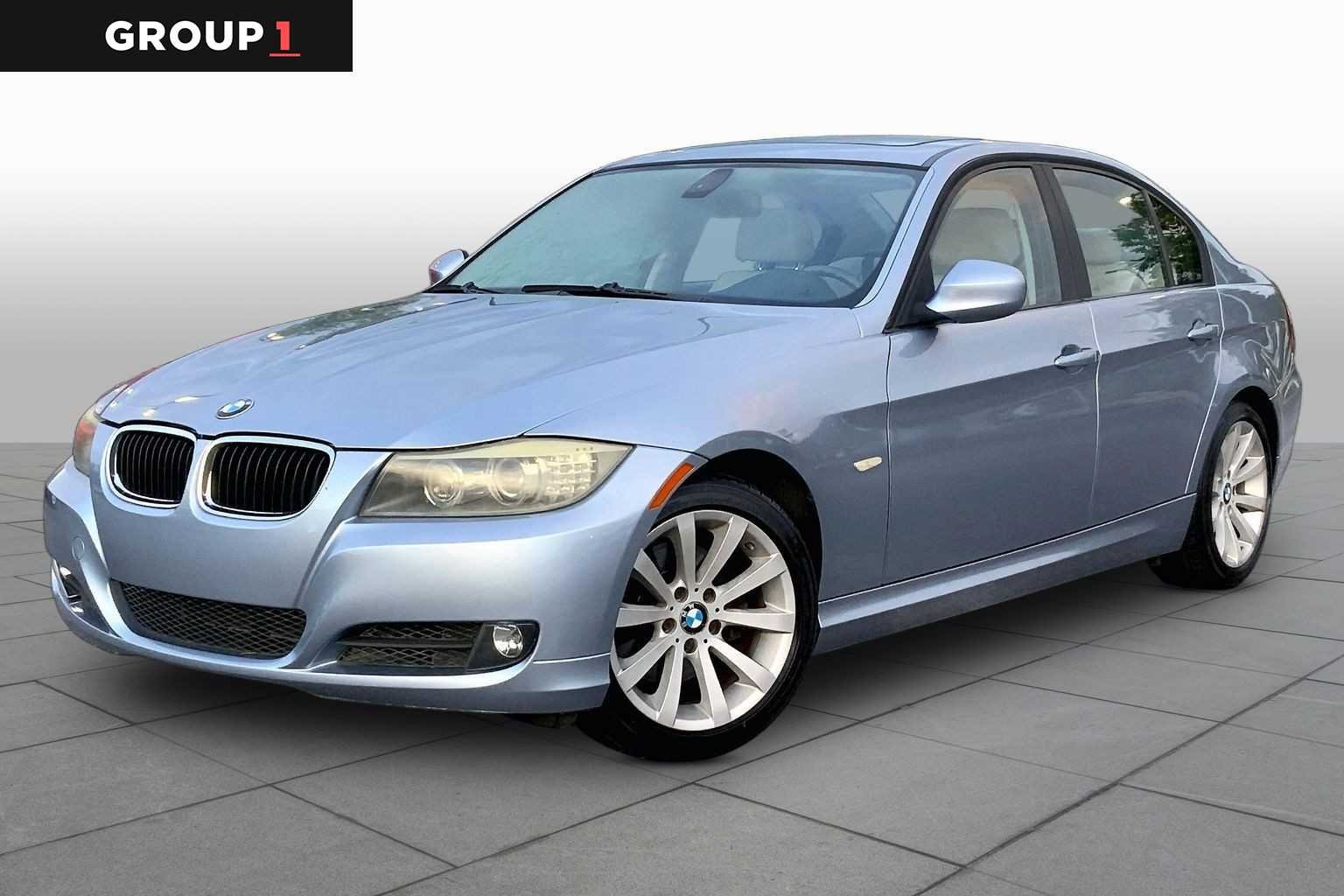 2009 BMW 3 Series 328i Sedan's photo