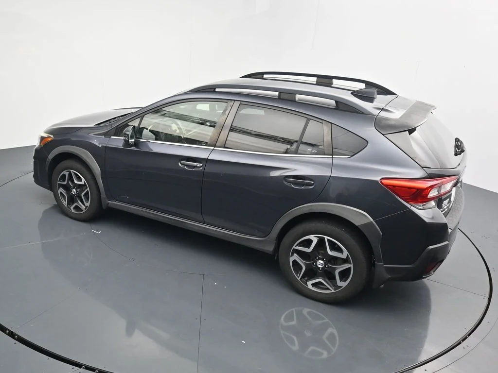 Used 2018 Gray Subaru 2.0i Limited image 28