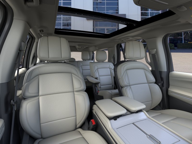New 2026 Crystal White Metallic Clearcoat Lincoln Reserve L image 10