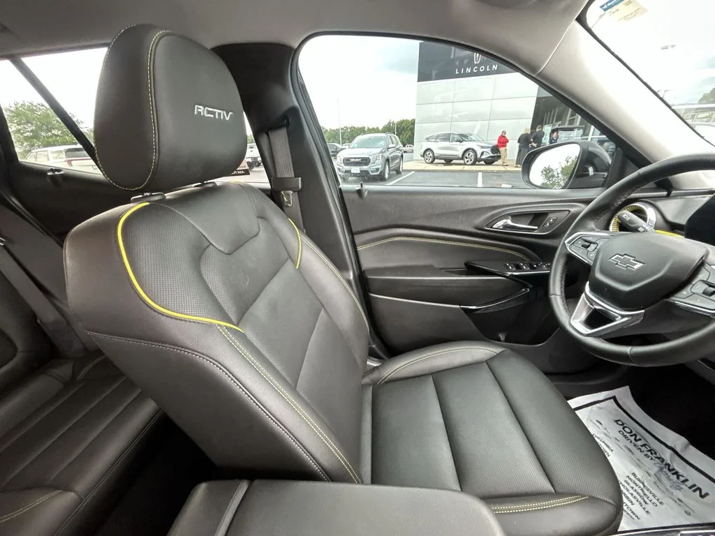 Used 2025 Black Chevrolet ACTIV image 10