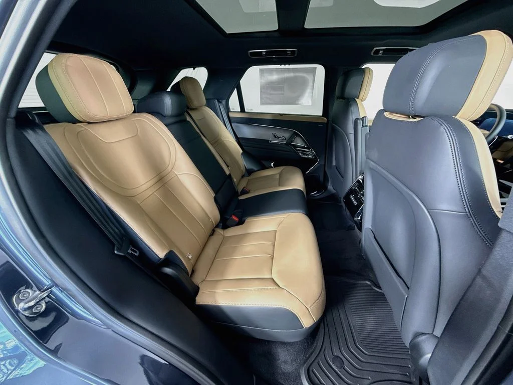 New 2026  Land Rover Dynamic SE image 29