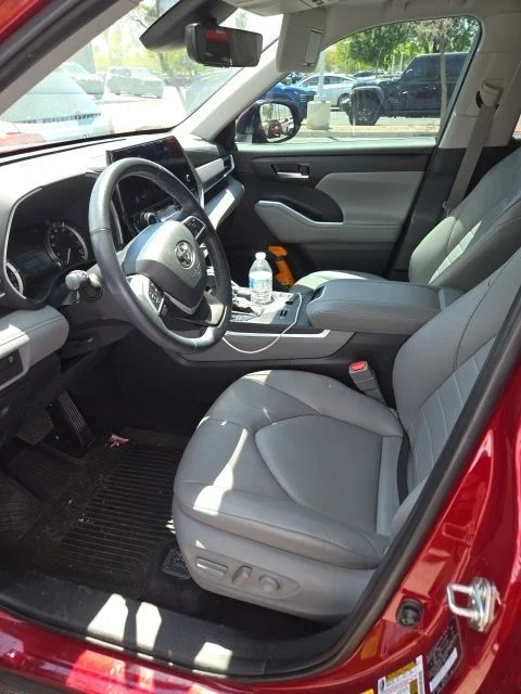 Used 2024 Pearl Toyota XLE image 11