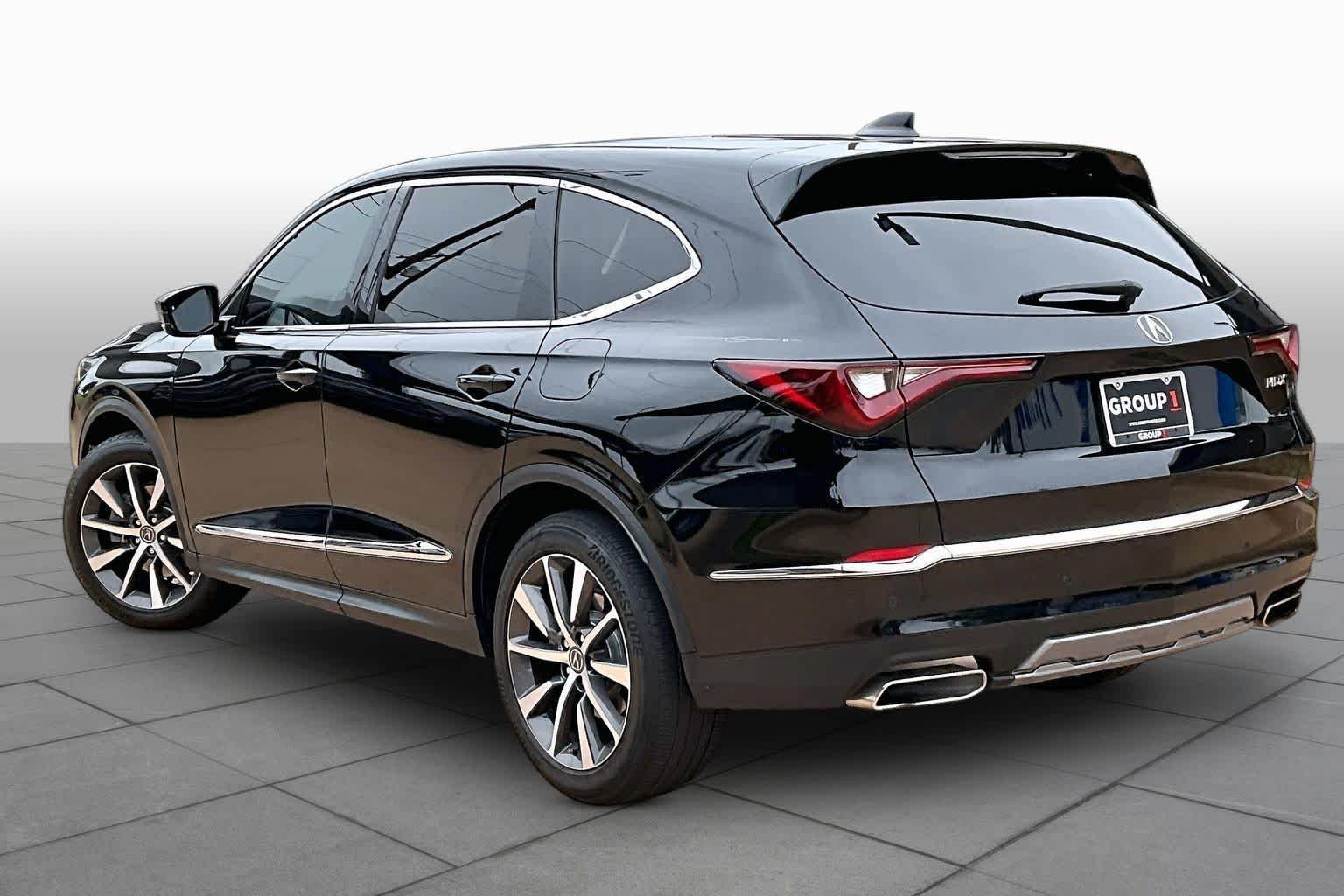 Used 2025 Majestic Black Pearl Acura w/Technology Package image 23