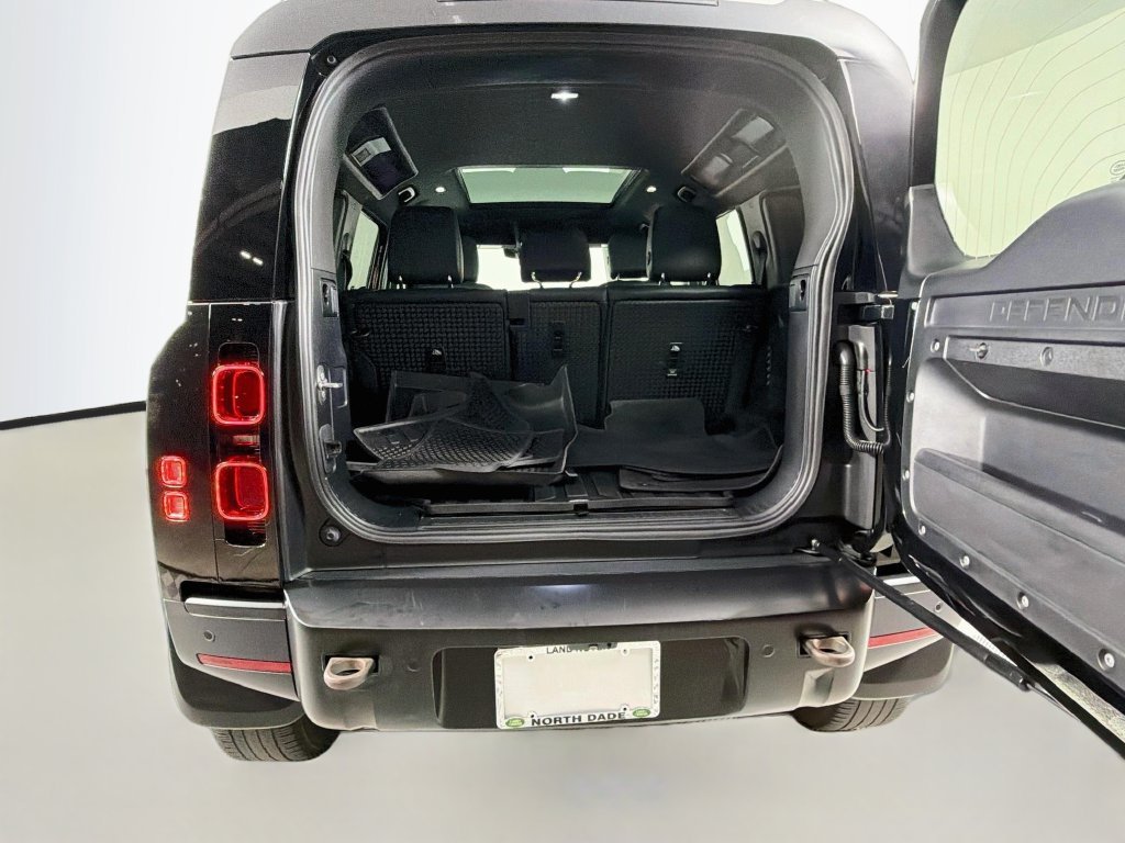 Certified Used 2024 Black Land Rover S image 28