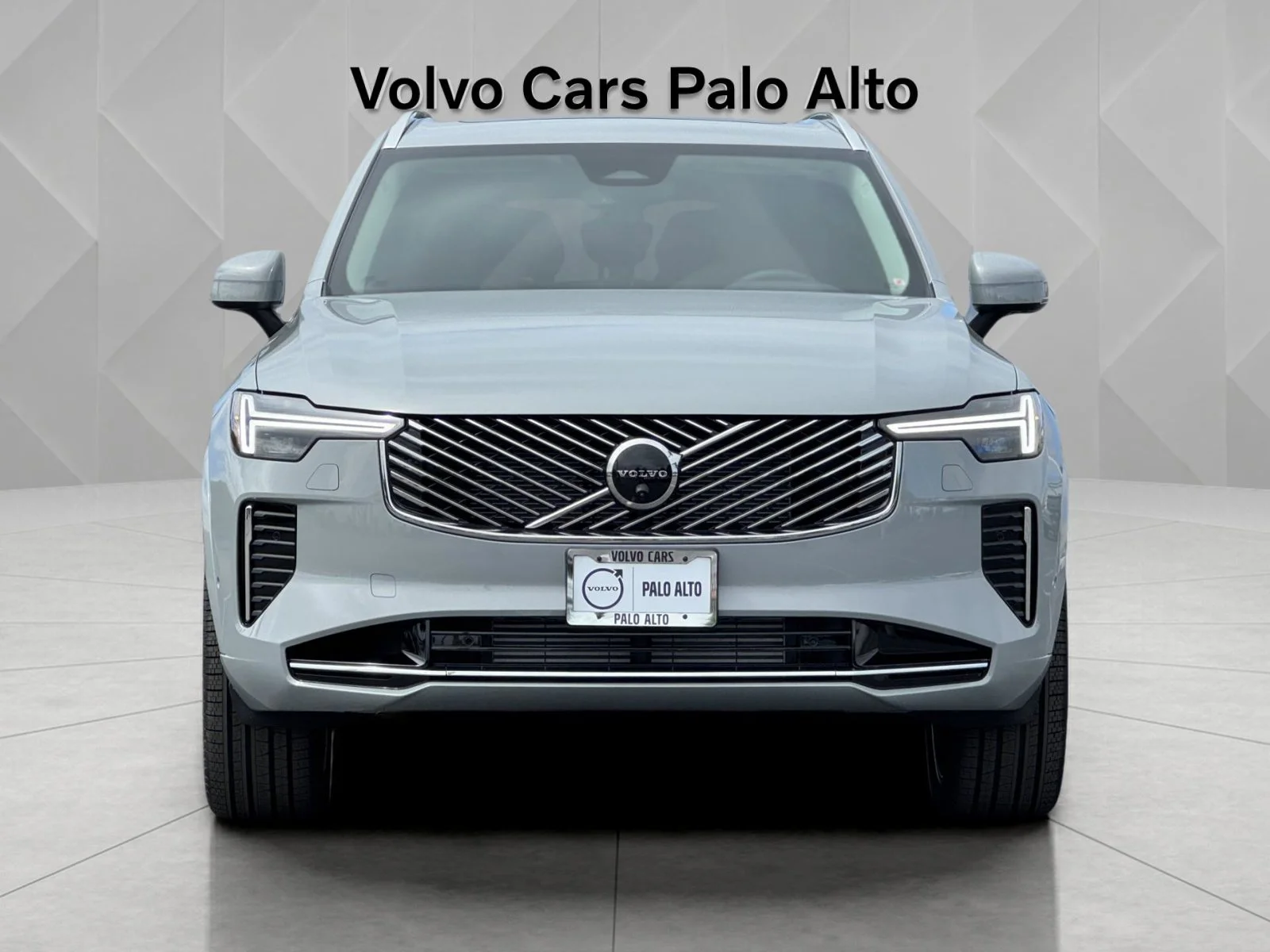 New 2026 Gray Volvo T8 Plus image 12