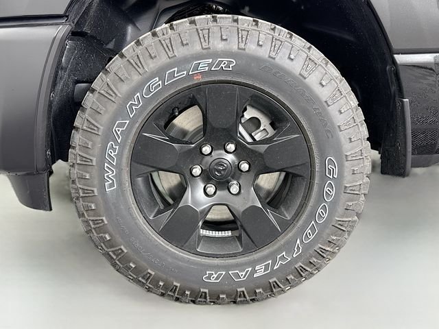 New 2026 Diamond Black Crystal Pearl-Coat Exterior Paint RAM Warlock image 28