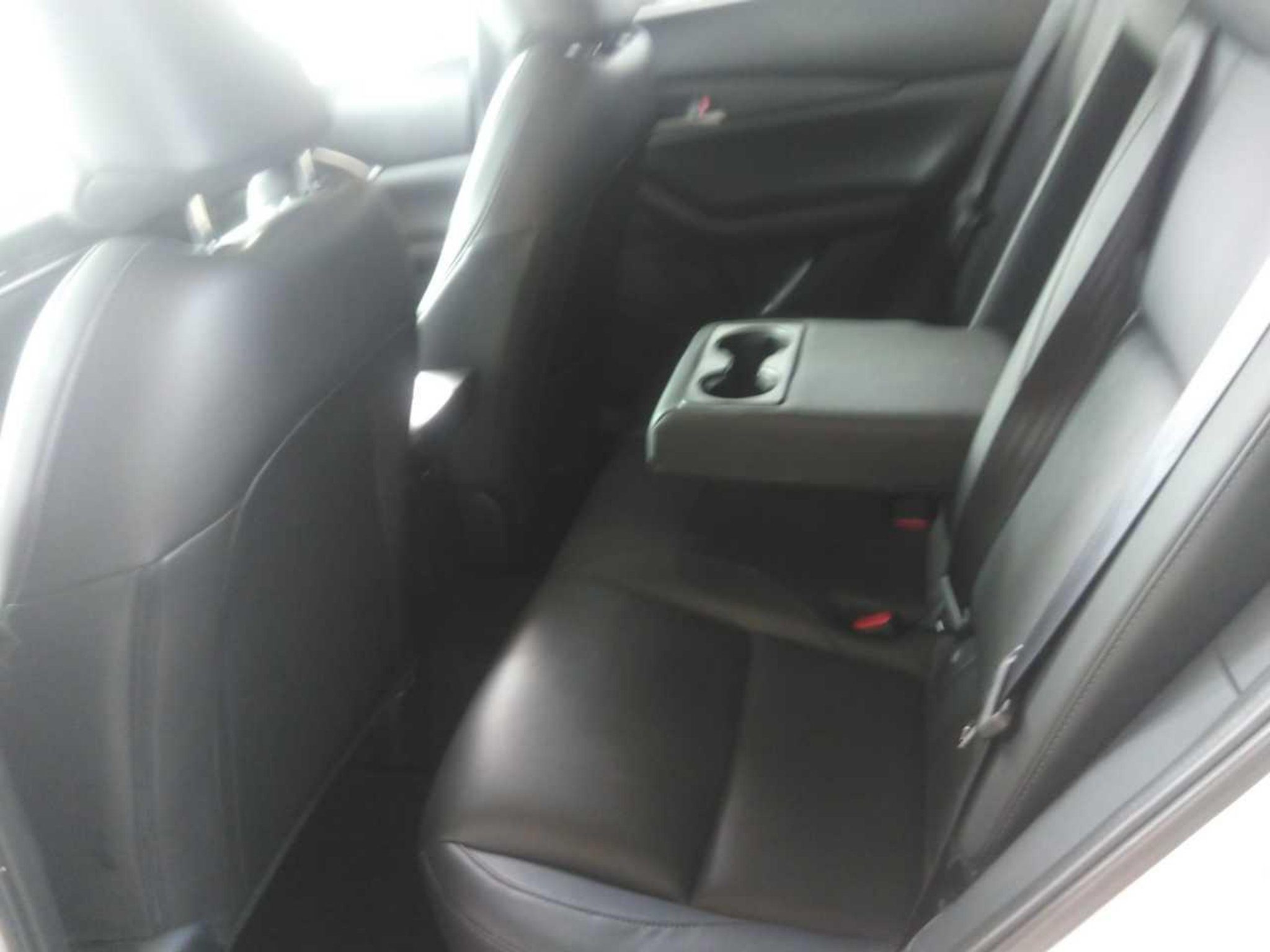 Used 2024 Platinum Quartz Metallic Mazda Select image 4