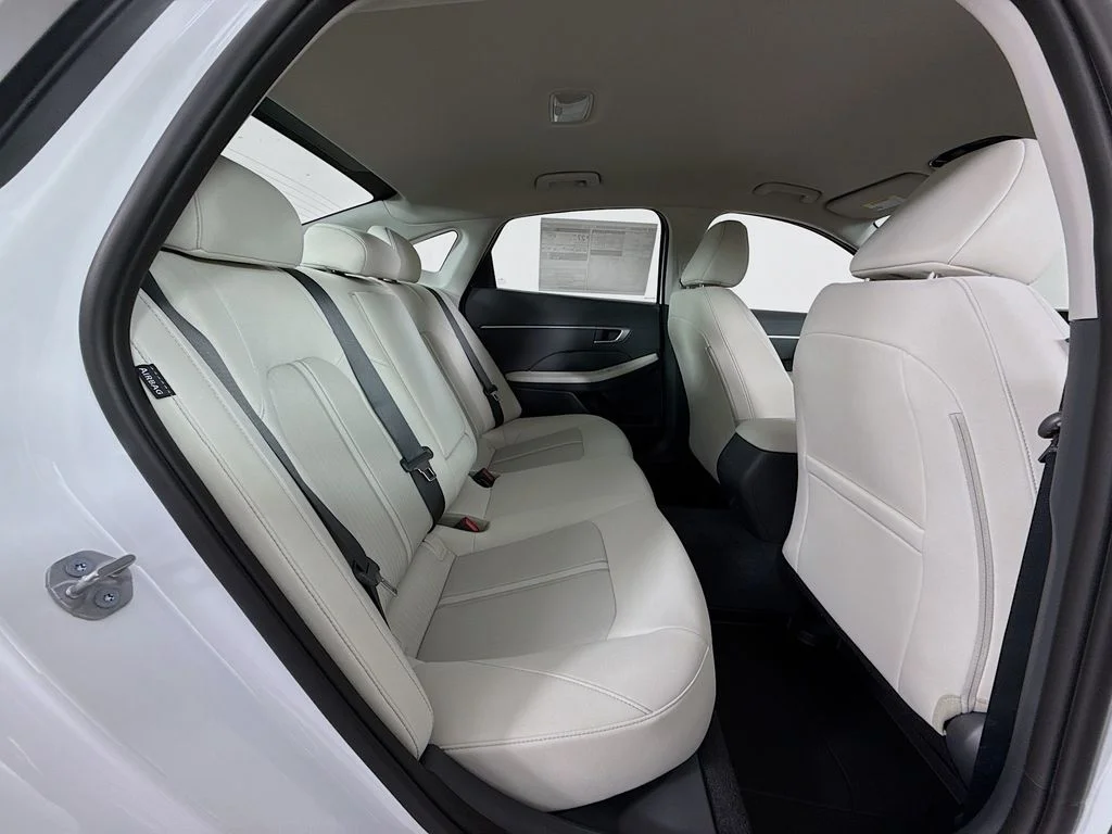 New 2026 Serenity White Hyundai SEL Sport image 25