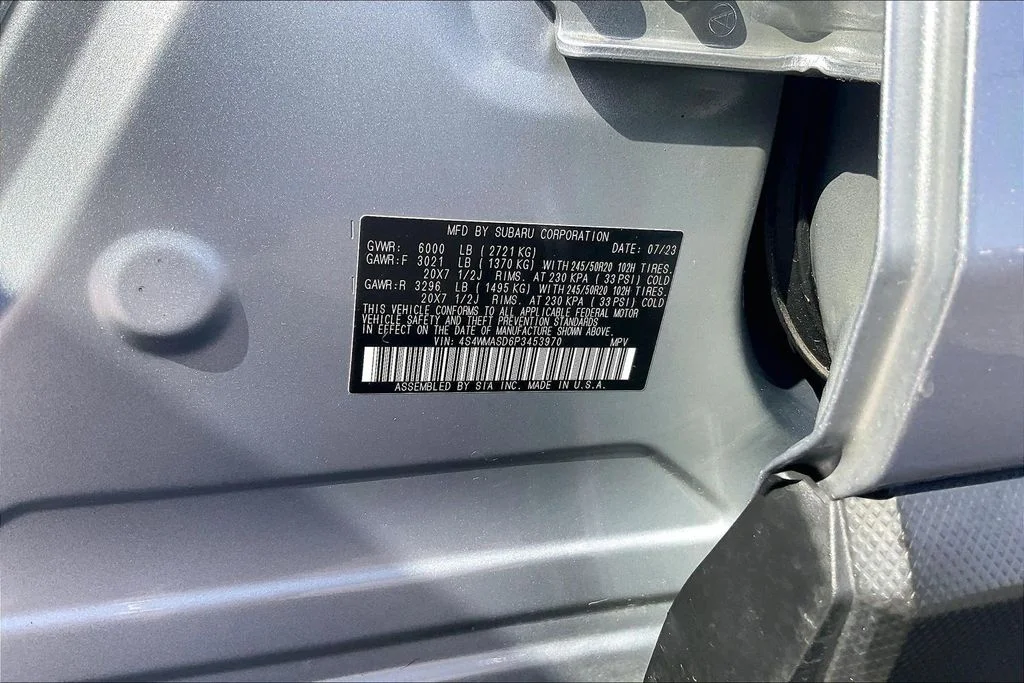 Certified Used 2023 Silver Subaru Limited image 38