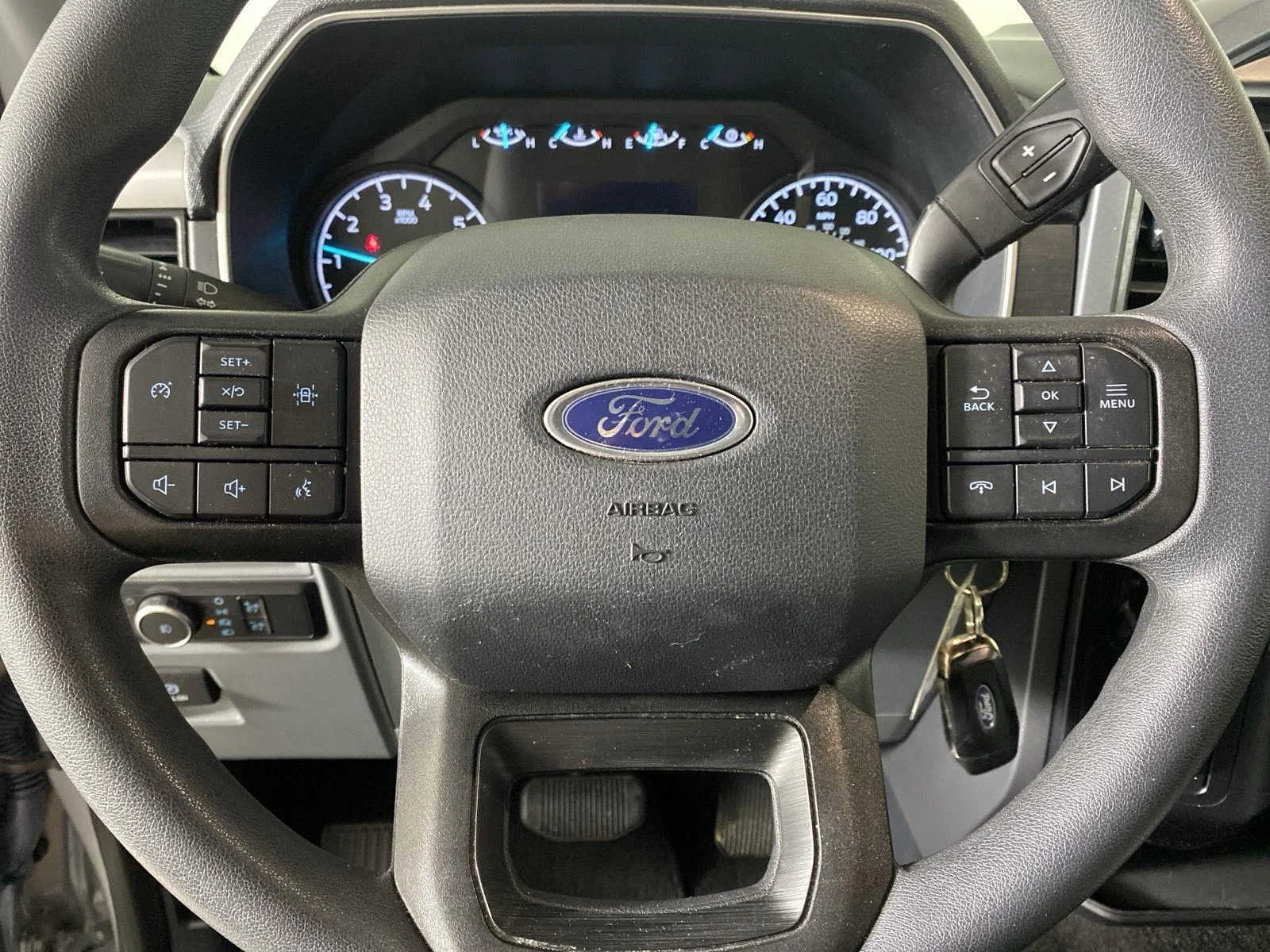 Used 2022 Iconic Silver Ford XLT image 15